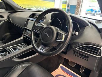 JAGUAR F-PACE 2.0 D180 R-Sport SUV 5 Door Diesel Automatic Black AWD Euro 6 1 