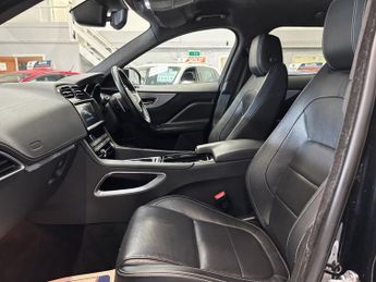 JAGUAR F-PACE 2.0 D180 R-Sport SUV 5 Door Diesel Automatic Black AWD Euro 6 1 