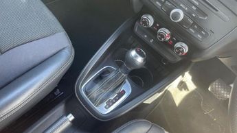 AUDI A1 1.4 TFSI S line Sportback 5dr Petrol S Tronic Euro 5 (s/s) (122 
