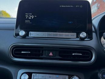HYUNDAI KONA 39kWh Premium SUV 5dr Electric Auto (10.5kW Charger) (136 ps)