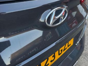 HYUNDAI KONA 39kWh Premium SUV 5dr Electric Auto (10.5kW Charger) (136 ps)