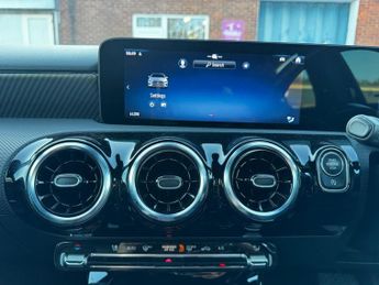 MERCEDES-BENZ A CLASS 1.3 A180h MHEV Sport (Executive) Hatchback 5dr Petrol Hybrid 7G-