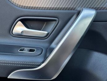 MERCEDES-BENZ A CLASS 1.3 A180h MHEV Sport (Executive) Hatchback 5dr Petrol Hybrid 7G-