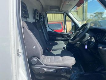 IVECO DAILY 2.3D HPI 14V 35S 3520 MWB H2 Euro 6 (s/s) 5dr