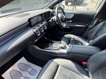 MERCEDES-BENZ A CLASS 2.0 A35 AMG (Premium Plus) Hatchback 5dr Petrol 7G-DCT 4MATIC Eu