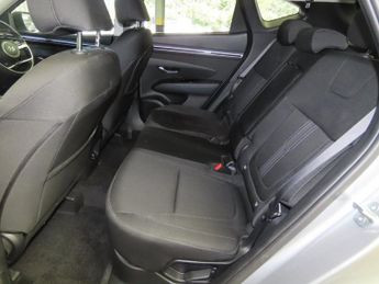 HYUNDAI TUCSON 1.6 h T-GDi SE Connect SUV 5dr Petrol Hybrid Auto Euro 6 (s/s) (