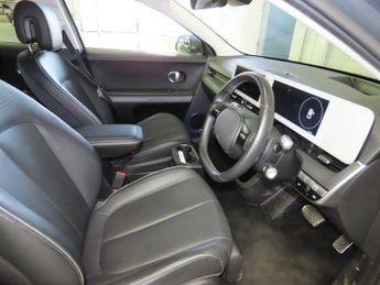 HYUNDAI IONIQ 5 77kWh Ultimate Hatchback 5dr Electric Auto (228 ps) Surround Vie