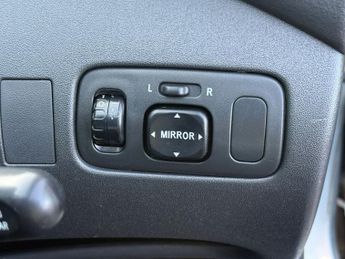 TOYOTA YARIS 1.3 VVT-i T Spirit Hatchback 5dr Petrol Automatic (150 g/km, 85 