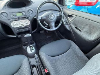TOYOTA YARIS 1.3 VVT-i T Spirit Hatchback 5dr Petrol Automatic (150 g/km, 85 