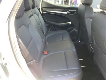 MG MG ZS 51.1kWh Trophy SUV 5dr Electric Auto (176 ps)