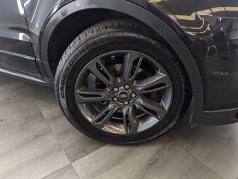 LAND ROVER RANGE ROVER EVOQUE 2.0 TD4 Landmark SUV 5dr Diesel Auto 4WD Euro 6 (s/s) (180 ps)