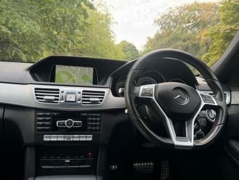 MERCEDES-BENZ E CLASS 2.1 E220 BlueTEC AMG Line Saloon 4dr Auto Diesel G-Tronic+ Euro 