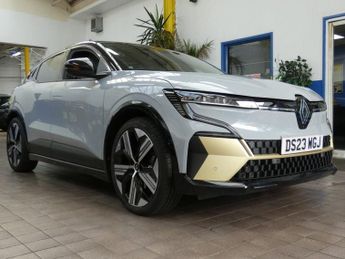 RENAULT MEGANE E-TECH 60kWh iconic Hatchback 5dr Electric Auto (optimum charge) (220 p