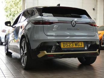 RENAULT MEGANE E-TECH 60kWh iconic Hatchback 5dr Electric Auto (optimum charge) (220 p