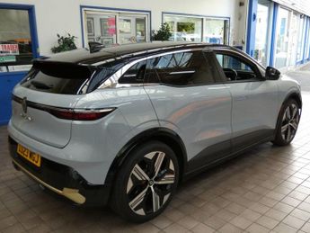 RENAULT MEGANE E-TECH 60kWh iconic Hatchback 5dr Electric Auto (optimum charge) (220 p
