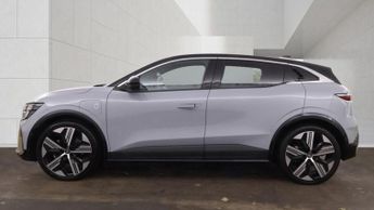 RENAULT MEGANE E-TECH 60kWh iconic Hatchback 5dr Electric Auto (optimum charge) (220 p