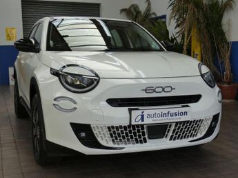 FIAT 600 1.2 MHEV SUV 5dr Petrol Hybrid e-DCT Euro 6 (s/s) (100 ps)