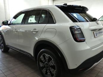 FIAT 600 1.2 MHEV SUV 5dr Petrol Hybrid e-DCT Euro 6 (s/s) (100 ps)