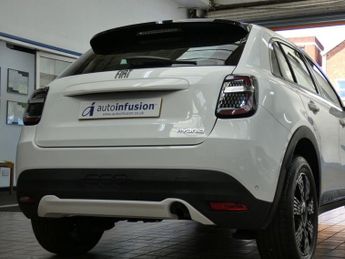 FIAT 600 1.2 MHEV SUV 5dr Petrol Hybrid e-DCT Euro 6 (s/s) (100 ps)