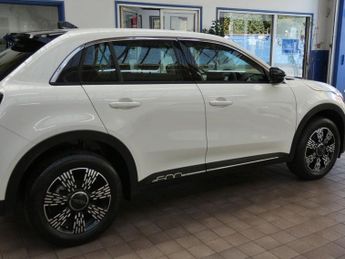 FIAT 600 1.2 MHEV SUV 5dr Petrol Hybrid e-DCT Euro 6 (s/s) (100 ps)