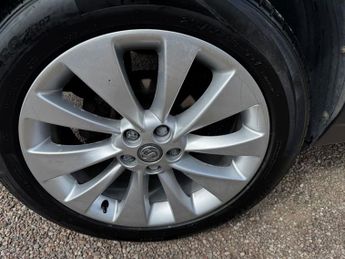 VAUXHALL MOKKA 1.6 CDTi SE SUV 5dr Diesel Auto 2WD Euro 6 (136 ps)