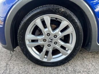 HONDA CIVIC 1.8 i-VTEC ES Hatchback 5dr Petrol Manual (155 g/km, 138 bhp)