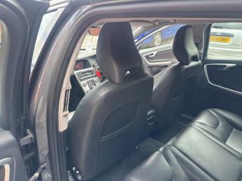 VOLVO V60 2.0 T4 SE Lux Nav Estate 5dr Petrol Auto Euro 6 (s/s) (190 ps)