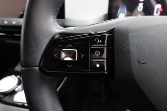 MG MG4 64kWh SE Long Range Hatchback 5dr Electric Auto (203 ps)