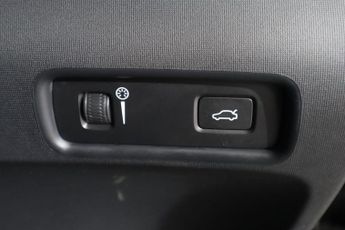POLESTAR POLESTAR 2 Dual Motor 78kWh Long Range Fastback Auto 4WDE 5dr
