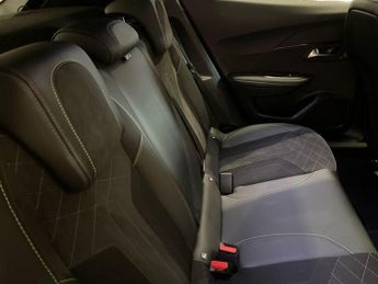 PEUGEOT E-2008 50kWh GT SUV 5dr Electric Auto (7kW Charger) (136 ps)