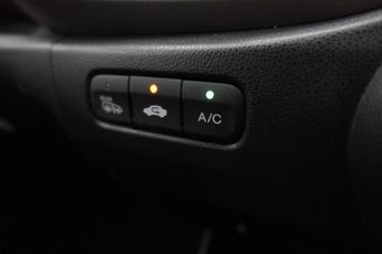 HONDA JAZZ 1.4 i-VTEC ES Hatchback 5dr Petrol i SHIFT Euro 5 (99 ps)
