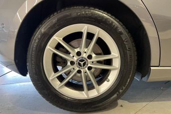 MERCEDES-BENZ A CLASS 1.5 A180d SE (Executive) Hatchback 5dr Diesel 7G-DCT Euro 6 (s/s