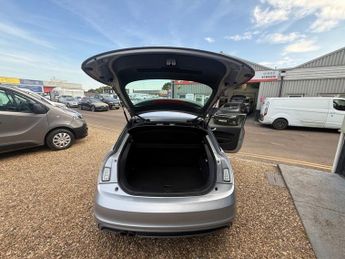 AUDI A1 1.4 TFSI S line Hatchback 3dr Petrol S Tronic Euro 5 (185 ps)
