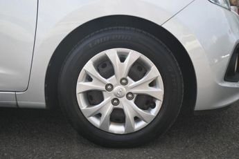 HYUNDAI I10 1.2 SE Hatchback 5dr Petrol Manual Euro 5 (87 ps)