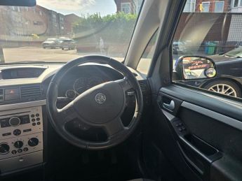 VAUXHALL MERIVA 1.6i 16v Breeze MPV 5dr Petrol Manual (175 g/km, 99 bhp)