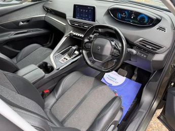PEUGEOT 3008 1.6 13.2kWh Allure SUV 5dr Petrol Plug-in Hybrid e-EAT Euro 6 (s