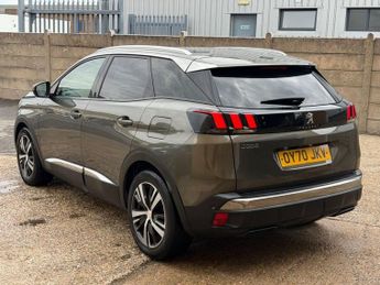 PEUGEOT 3008 1.6 13.2kWh Allure SUV 5dr Petrol Plug-in Hybrid e-EAT Euro 6 (s