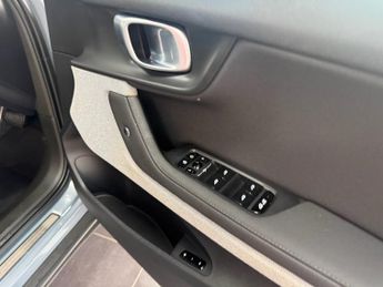 POLESTAR POLESTAR 2 Dual Motor 78kWh Long Range Fastback 5dr Electric Auto 4WDE (408