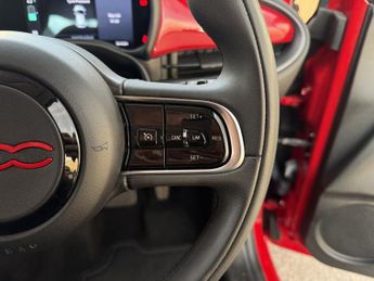 FIAT 500E 42kWh RED Hatchback 3dr Electric Auto (118 ps)