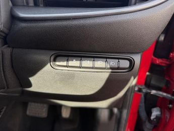 FIAT 500E 42kWh RED Hatchback 3dr Electric Auto (118 ps)