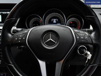MERCEDES-BENZ E CLASS 2.1 E220 CDI SE Saloon 4dr Diesel G-Tronic+ Euro 5 (s/s) (170 ps