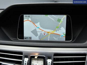 MERCEDES-BENZ E CLASS 2.1 E220 CDI SE Saloon 4dr Diesel G-Tronic+ Euro 5 (s/s) (170 ps