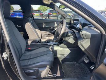 PEUGEOT E-2008 50kWh Allure Premium + SUV 5dr Electric Auto (7kW Charger) (136 