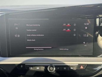 VAUXHALL MOKKA ELECTRIC 50kWh Ultimate SUV 5dr Electric Auto (136 ps)