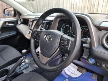 TOYOTA RAV4 2.5 VVT-h Icon SUV 5dr Petrol Hybrid CVT Euro 6 (s/s) (197 ps)
