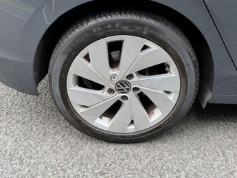 VOLKSWAGEN GOLF 2.0 TDI Style Hatchback 5dr Auto Diesel DSG Euro 6 (s/s) (150 ps