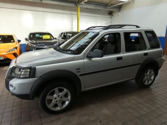 LAND ROVER FREELANDER 2.0 TD4 HSE Station Wagon 5dr Diesel Manual (205 g/km, 110 bhp)
