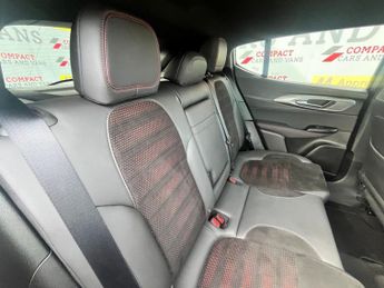 ALFA ROMEO TONALE 1.5 VGT MHEV Veloce SUV 5dr Petrol Hybrid DCT Euro 6 (160 ps)