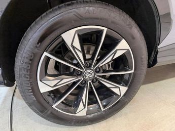 MG MG HS 1.5 Hybrid+ Trophy SUV 5dr Petrol Hybrid Auto Euro 6 (s/s) (224 