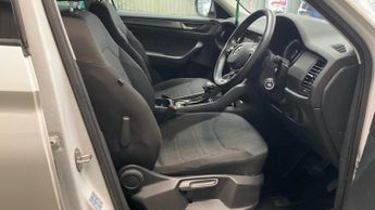 SKODA KODIAQ 1.5 TSI ACT SE Drive SUV 5dr Petrol DSG Euro 6 (s/s) (7 Seat) (1